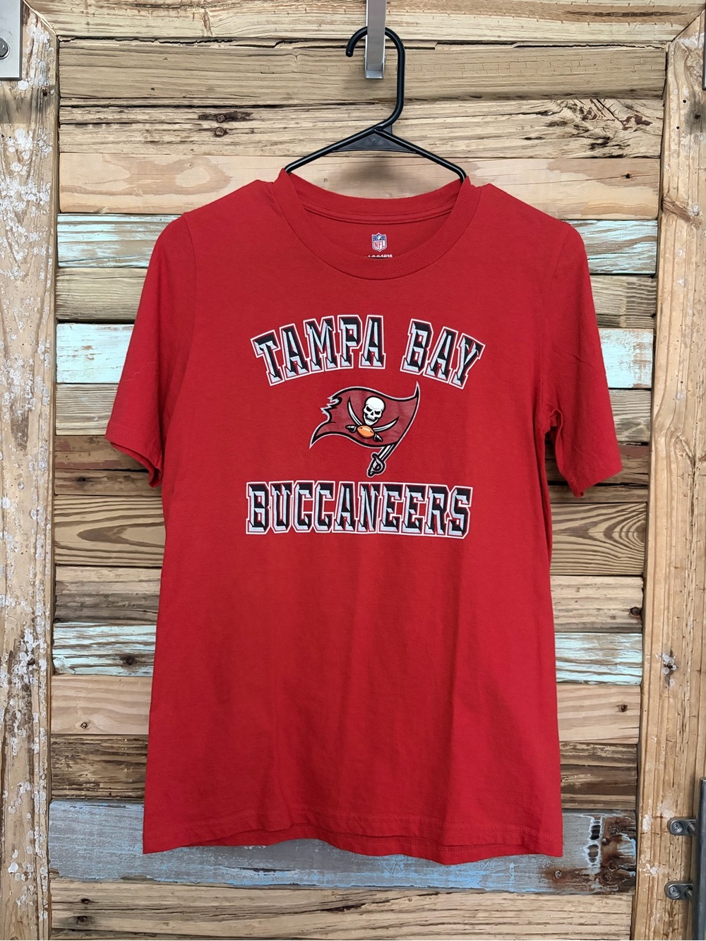 Tampa Bay Buccaneers NFL Red T-Shirt Youth L 14/16